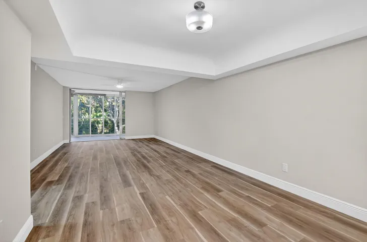 Dining/Living room Out to Porch