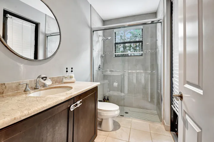 Bathroom Downststairs