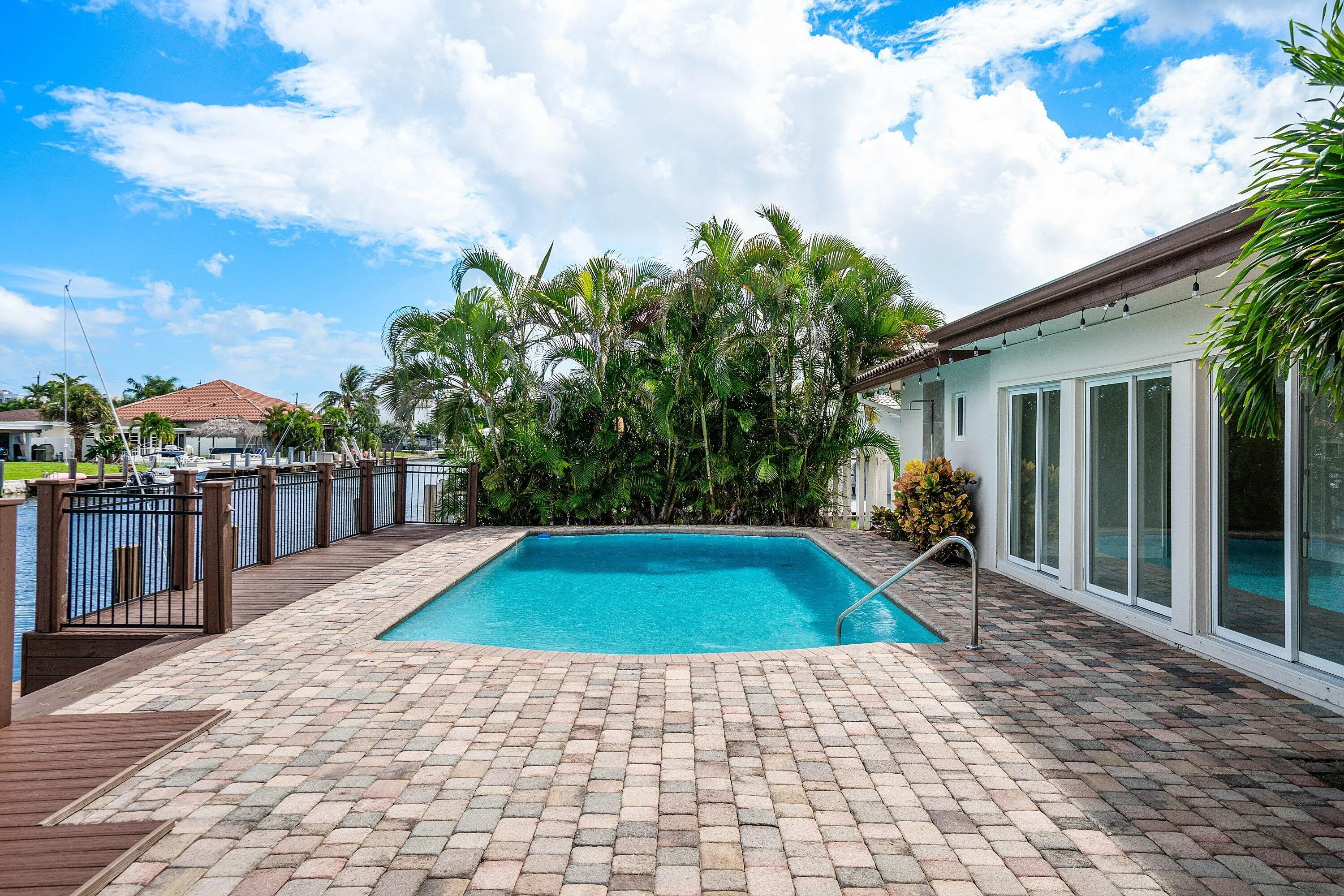 047-1525Southeast6thStreet-DeerfieldBeac