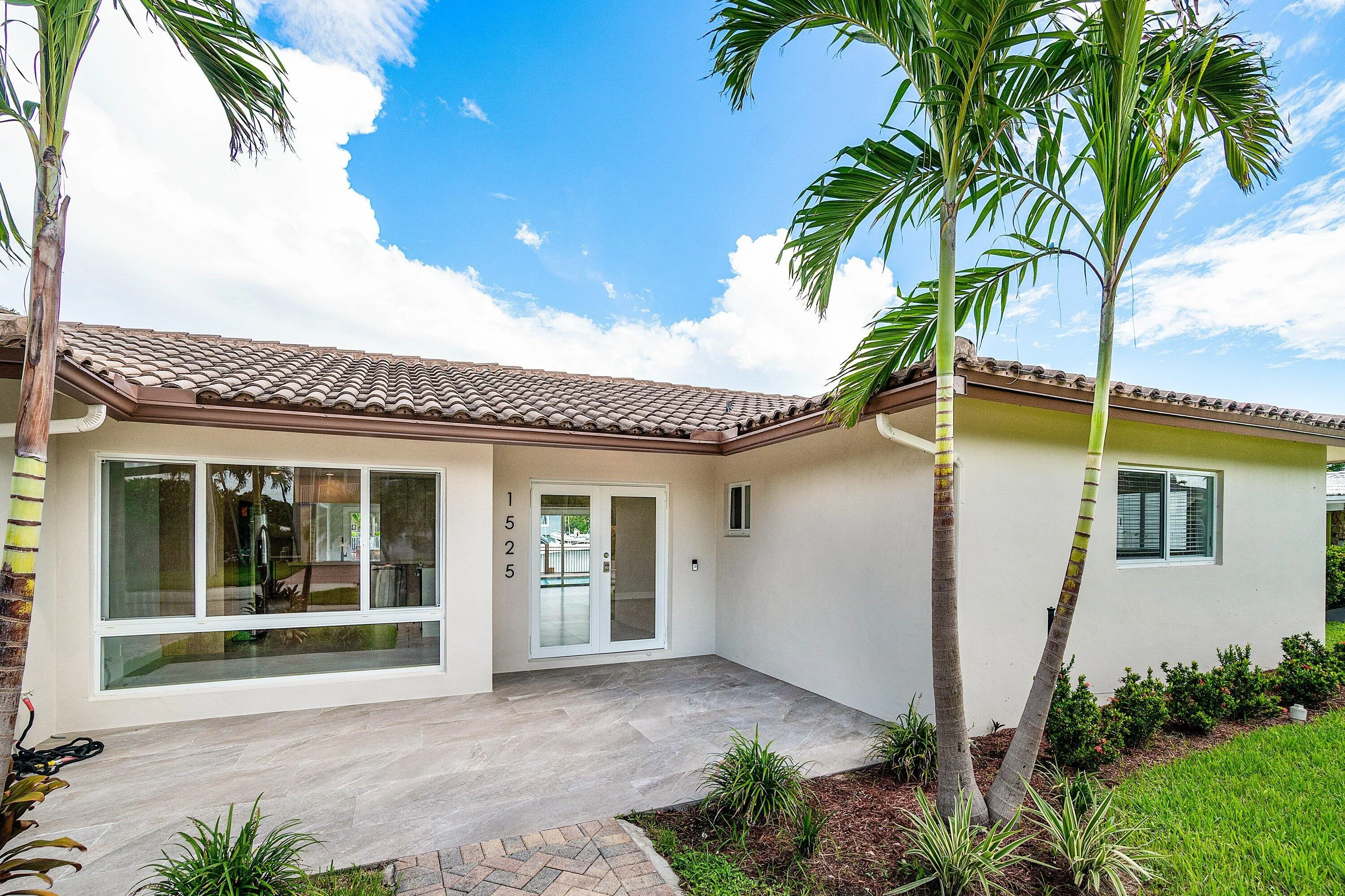 005-1525Southeast6thStreet-DeerfieldBeac