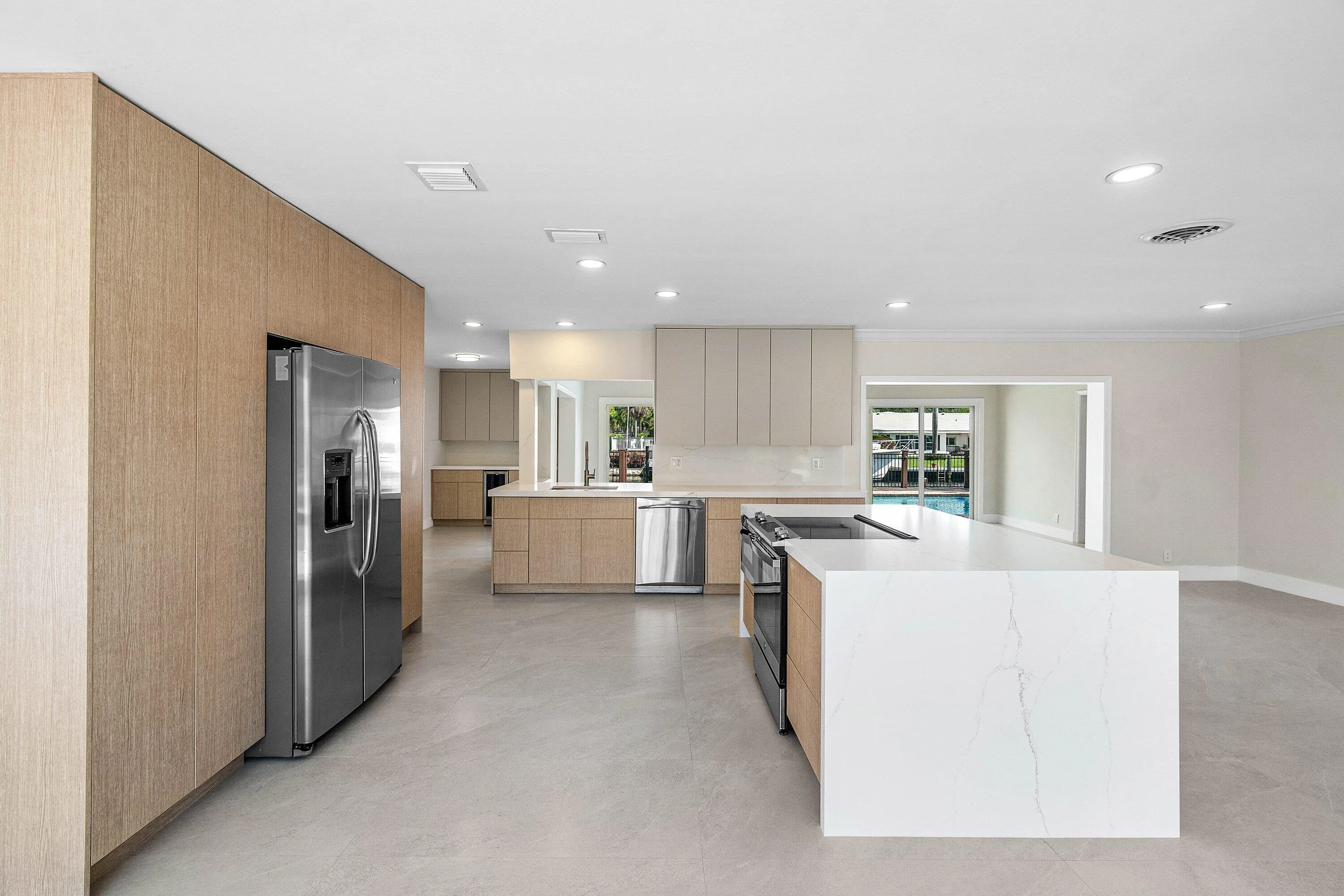 013-1525Southeast6thStreet-DeerfieldBeac