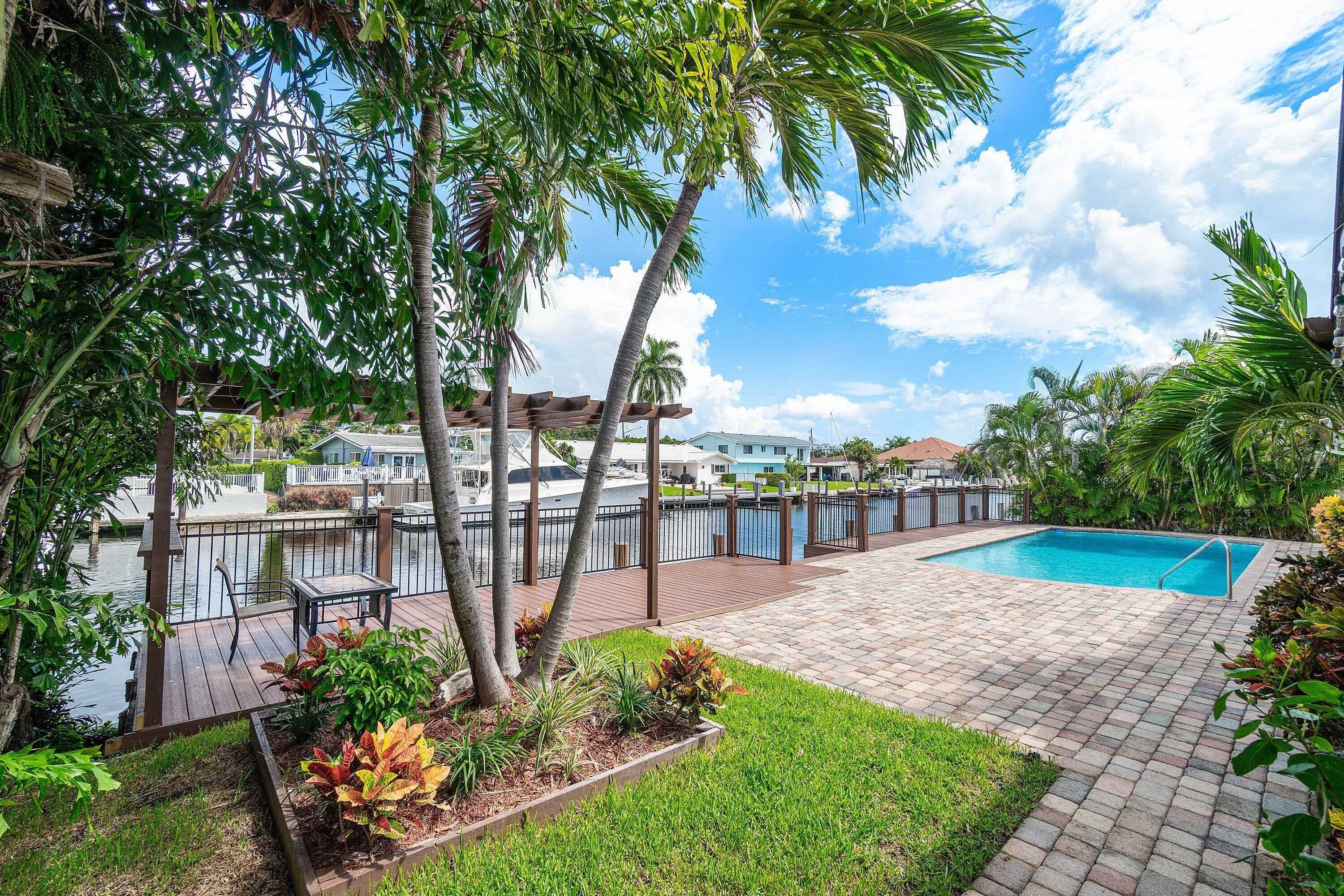 046-1525Southeast6thStreet-DeerfieldBeac