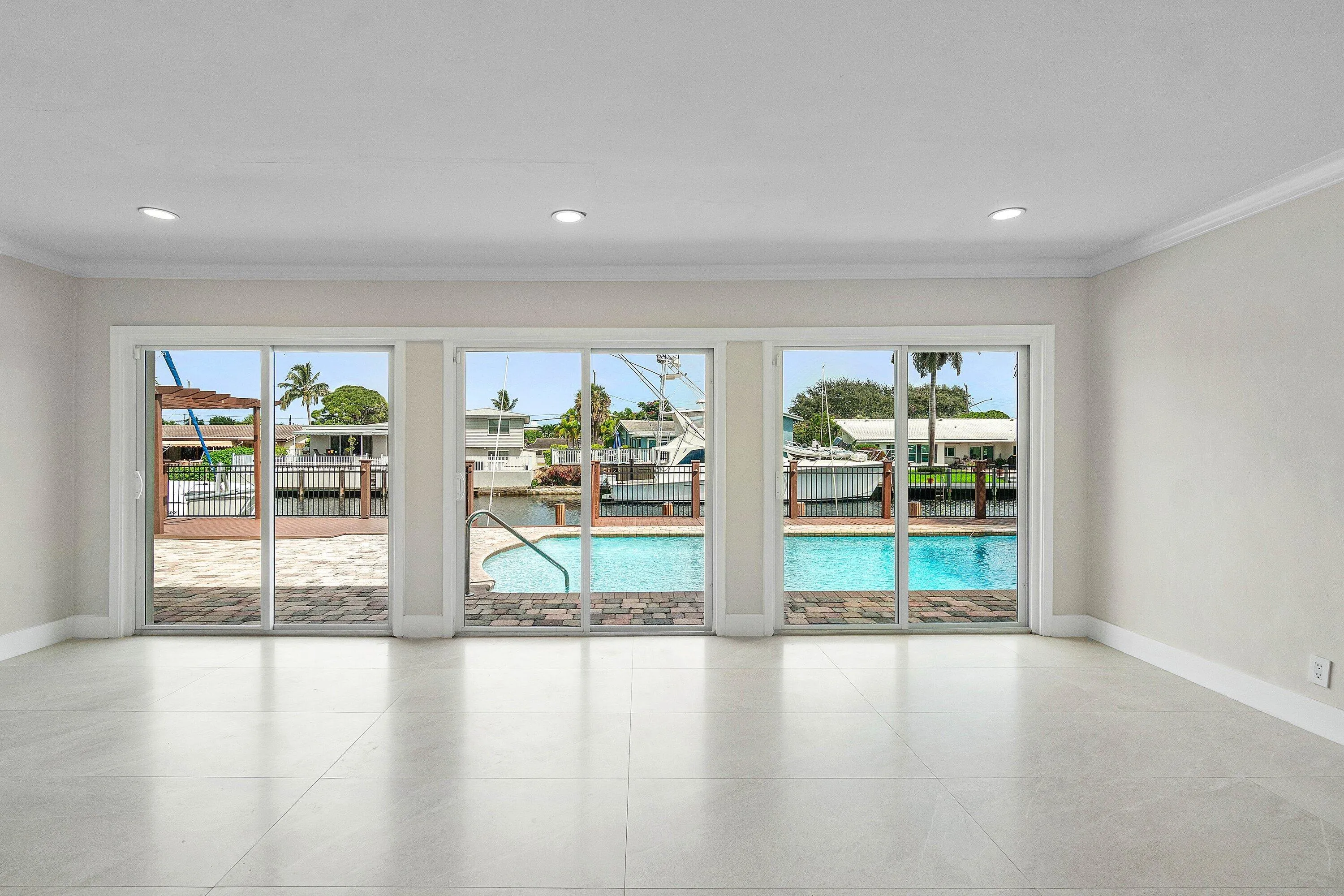 019-1525Southeast6thStreet-DeerfieldBeac