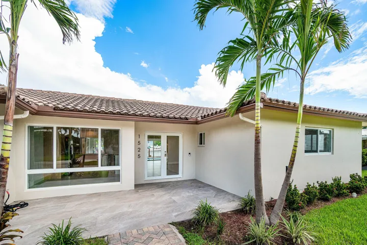 005-1525Southeast6thStreet-DeerfieldBeac