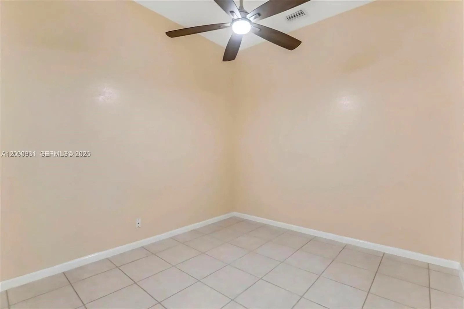 3rd bedroom/den