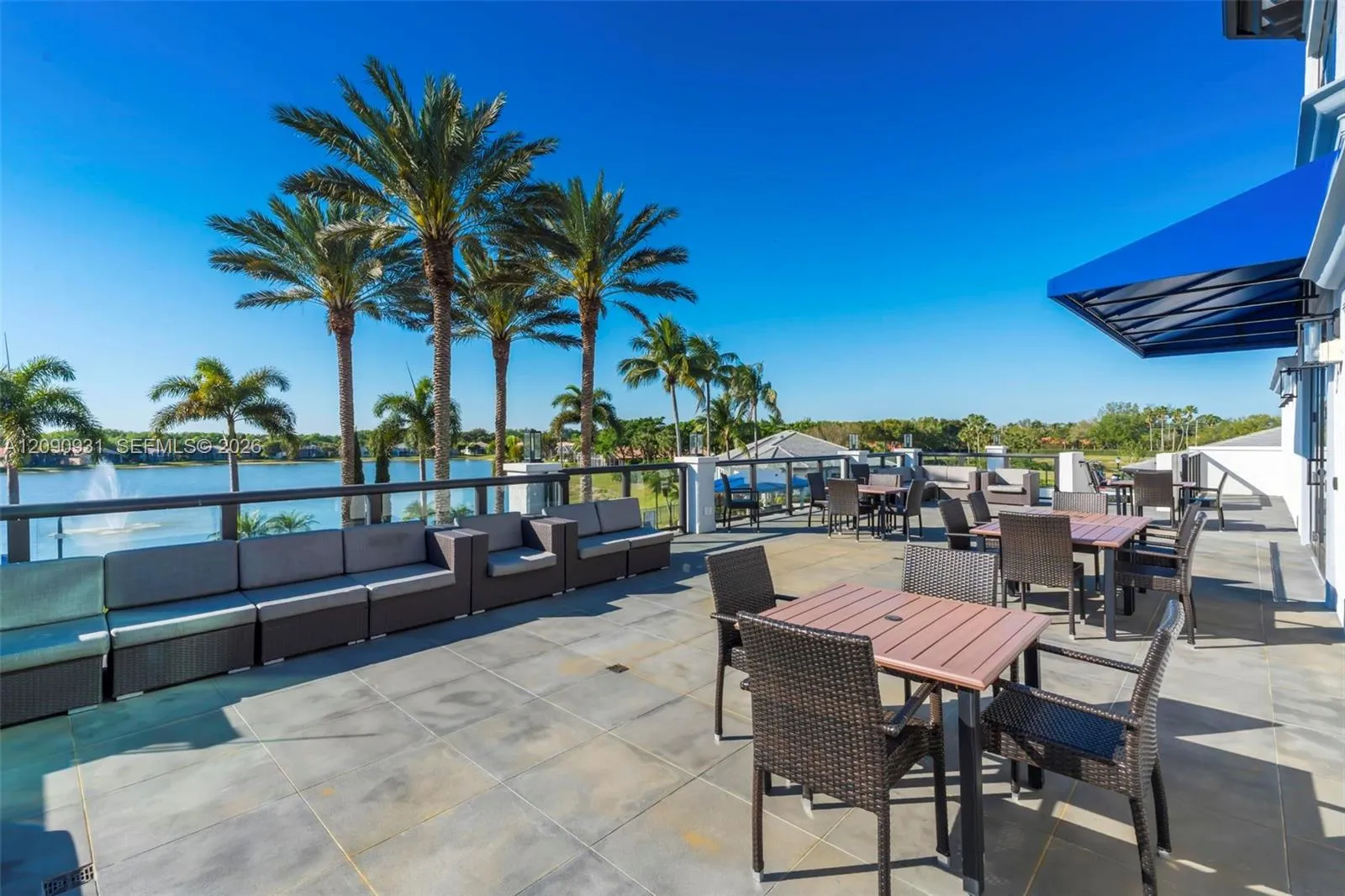 Upstairs Outside Bar/Pool Area
