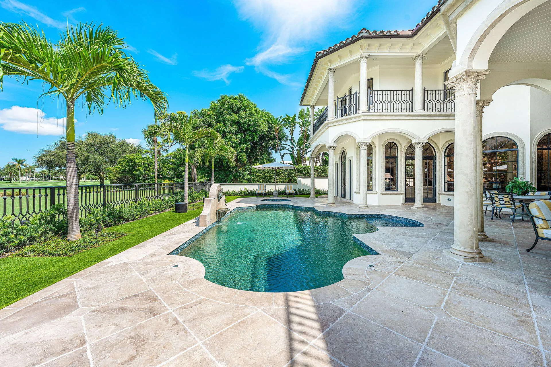 2055_Royal_Palm_Way_20