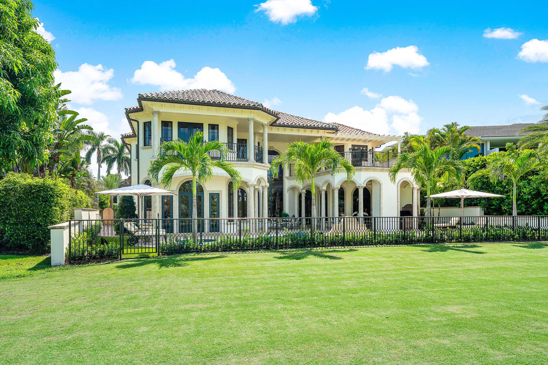 2055_Royal_Palm_Way_22
