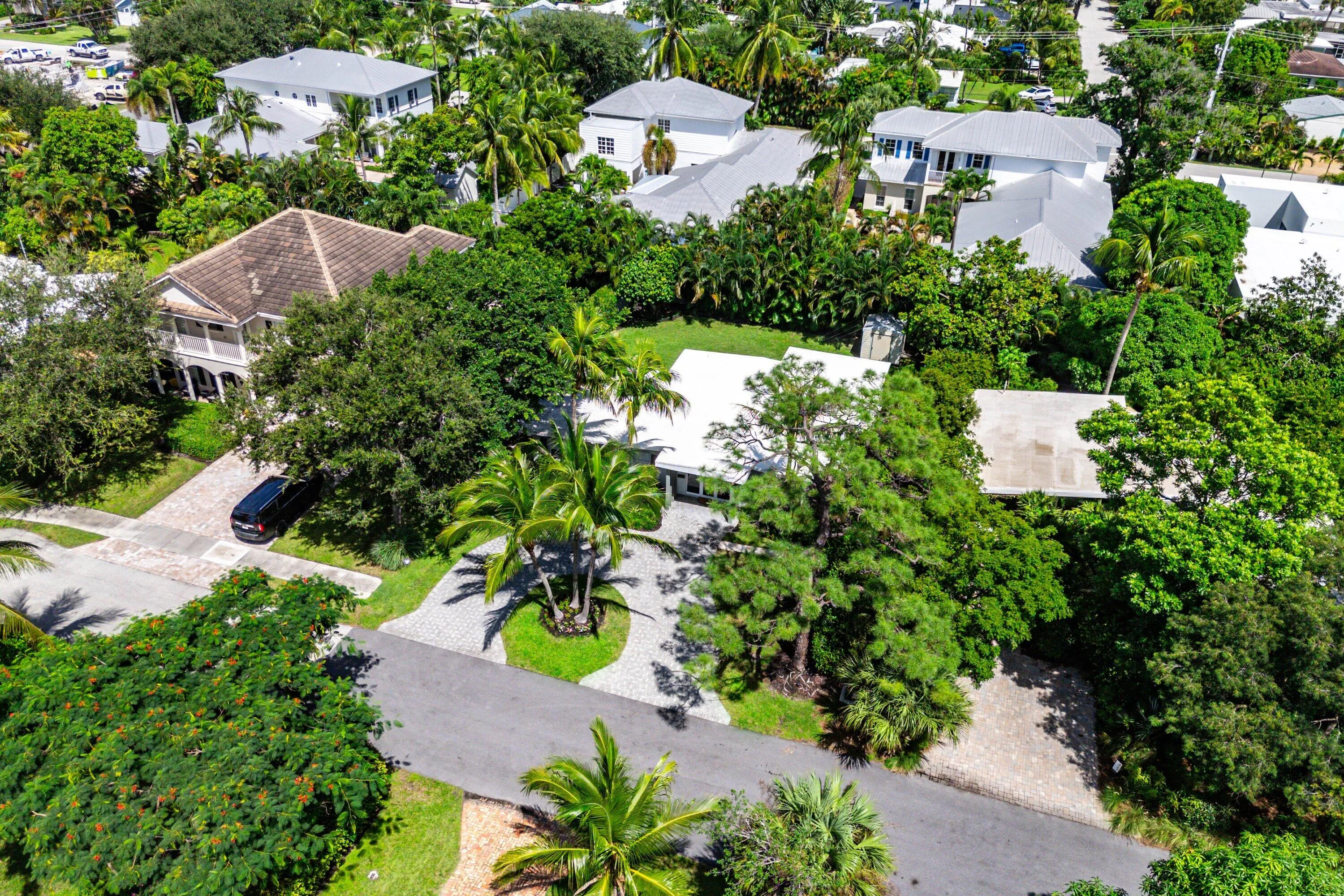049-233LakeTerrace-DelrayBeach-FL-33444-