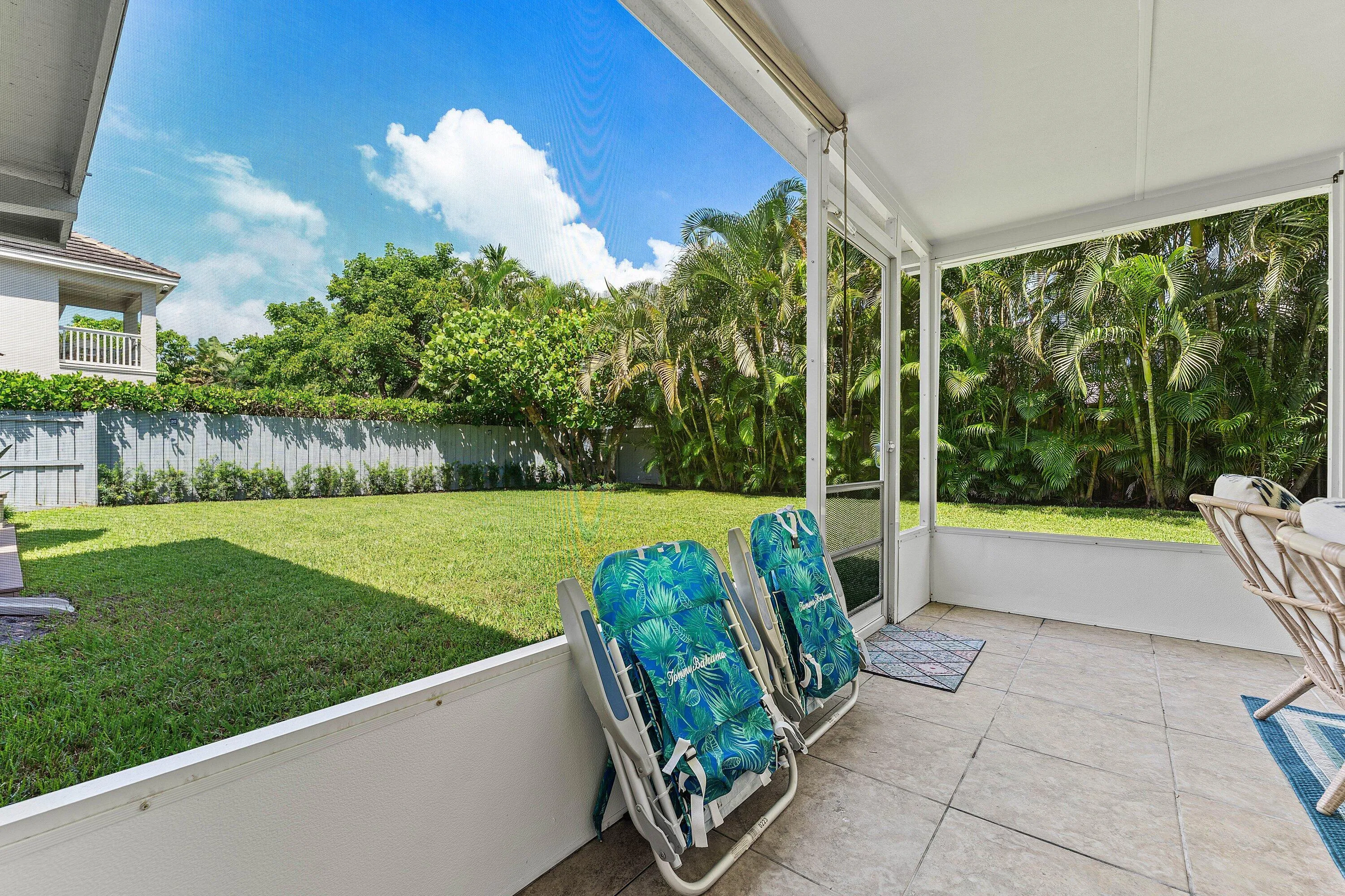 031-233LakeTerrace-DelrayBeach-FL-33444-