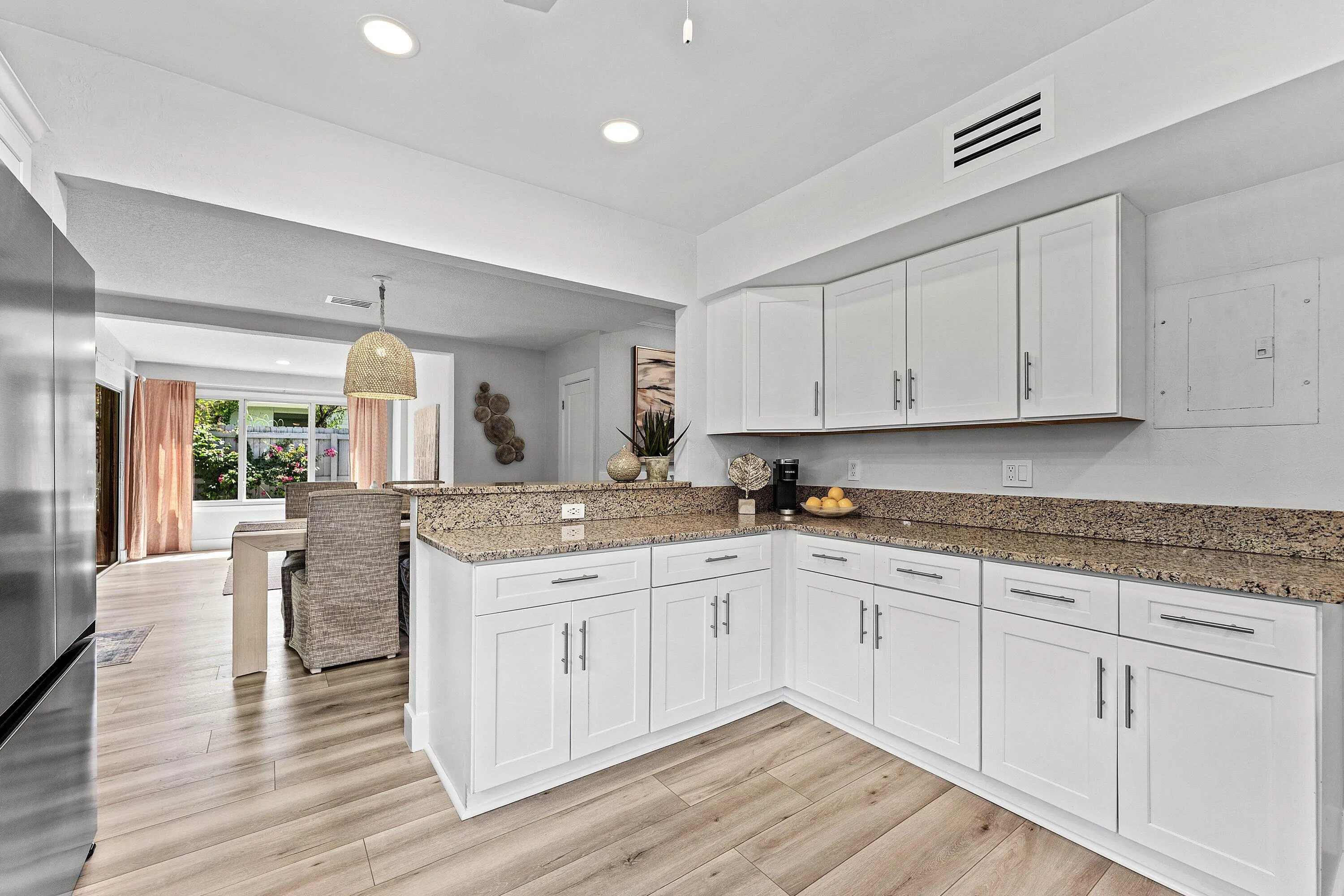 016-233LakeTerrace-DelrayBeach-FL-33444-