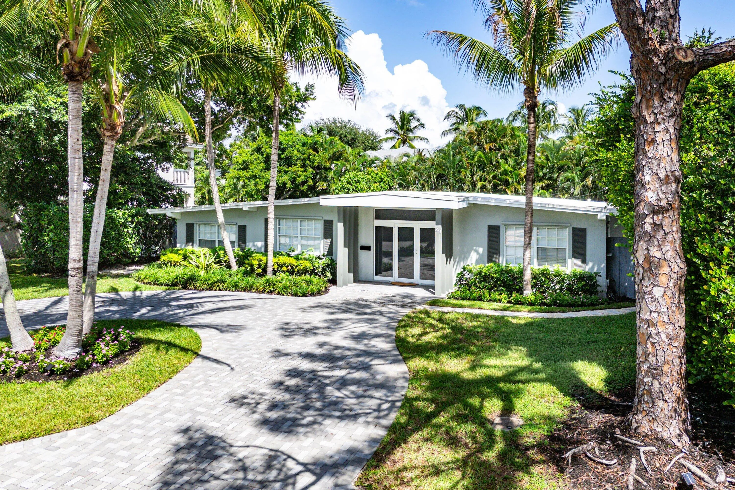 044-233LakeTerrace-DelrayBeach-FL-33444-