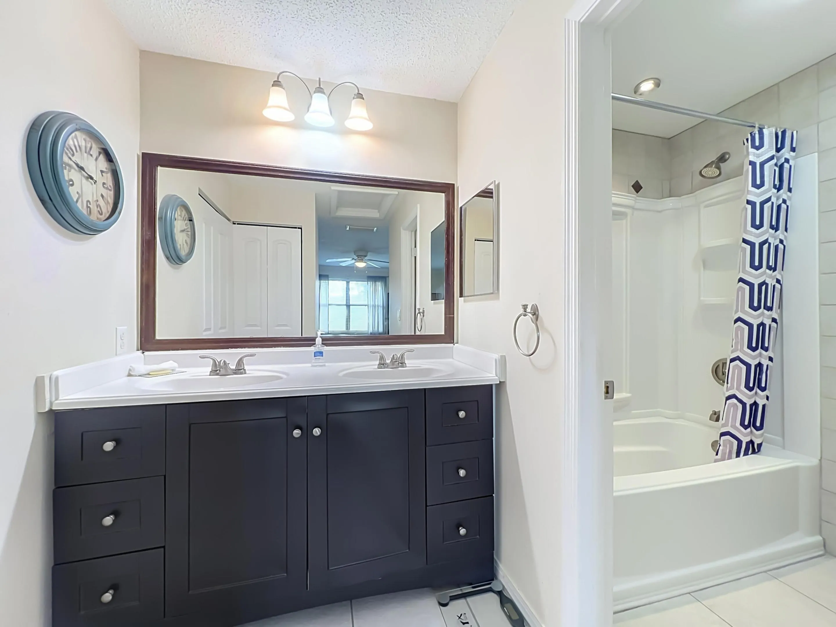 281 Amber Court-37