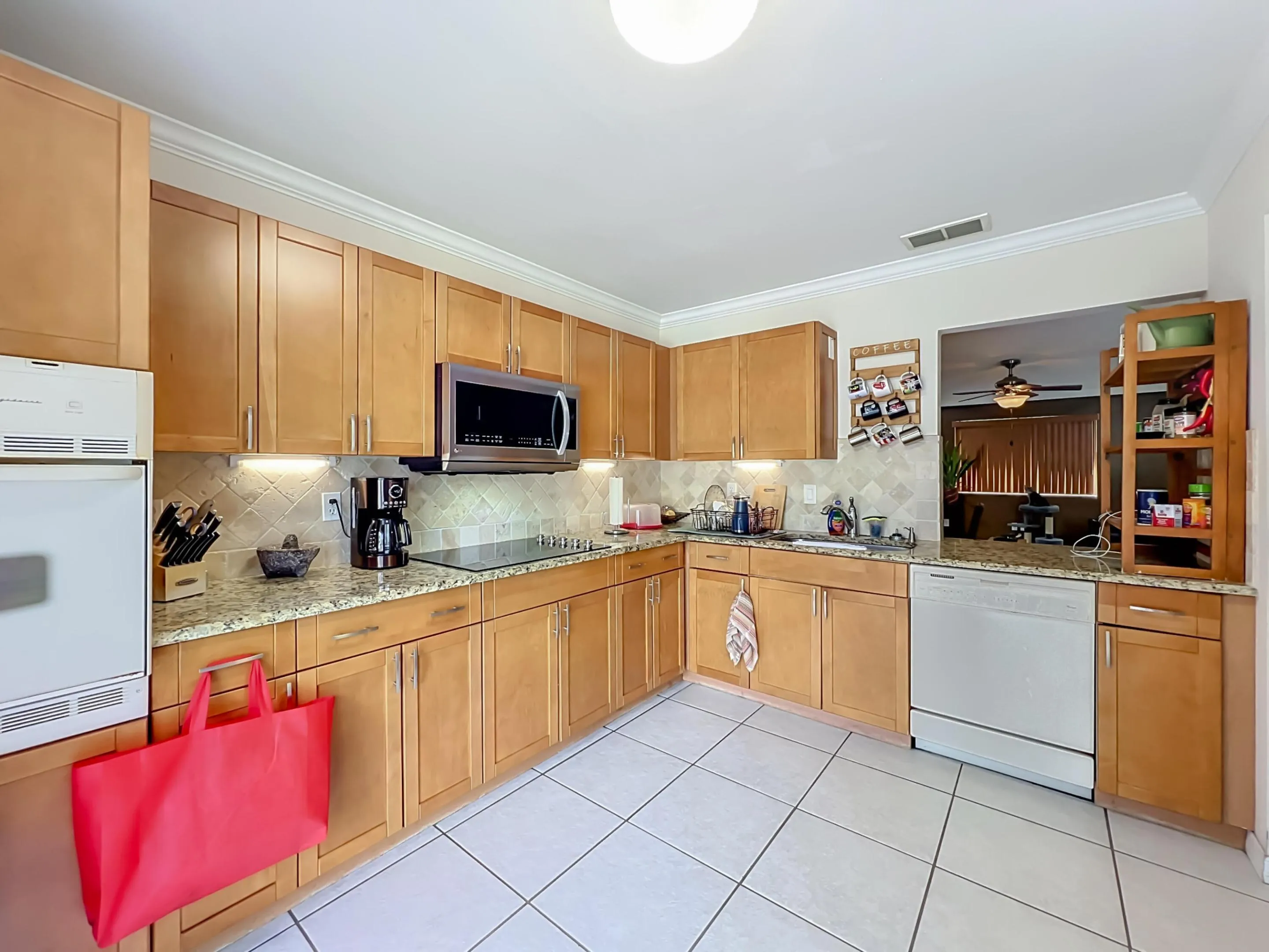 281 Amber Court-18