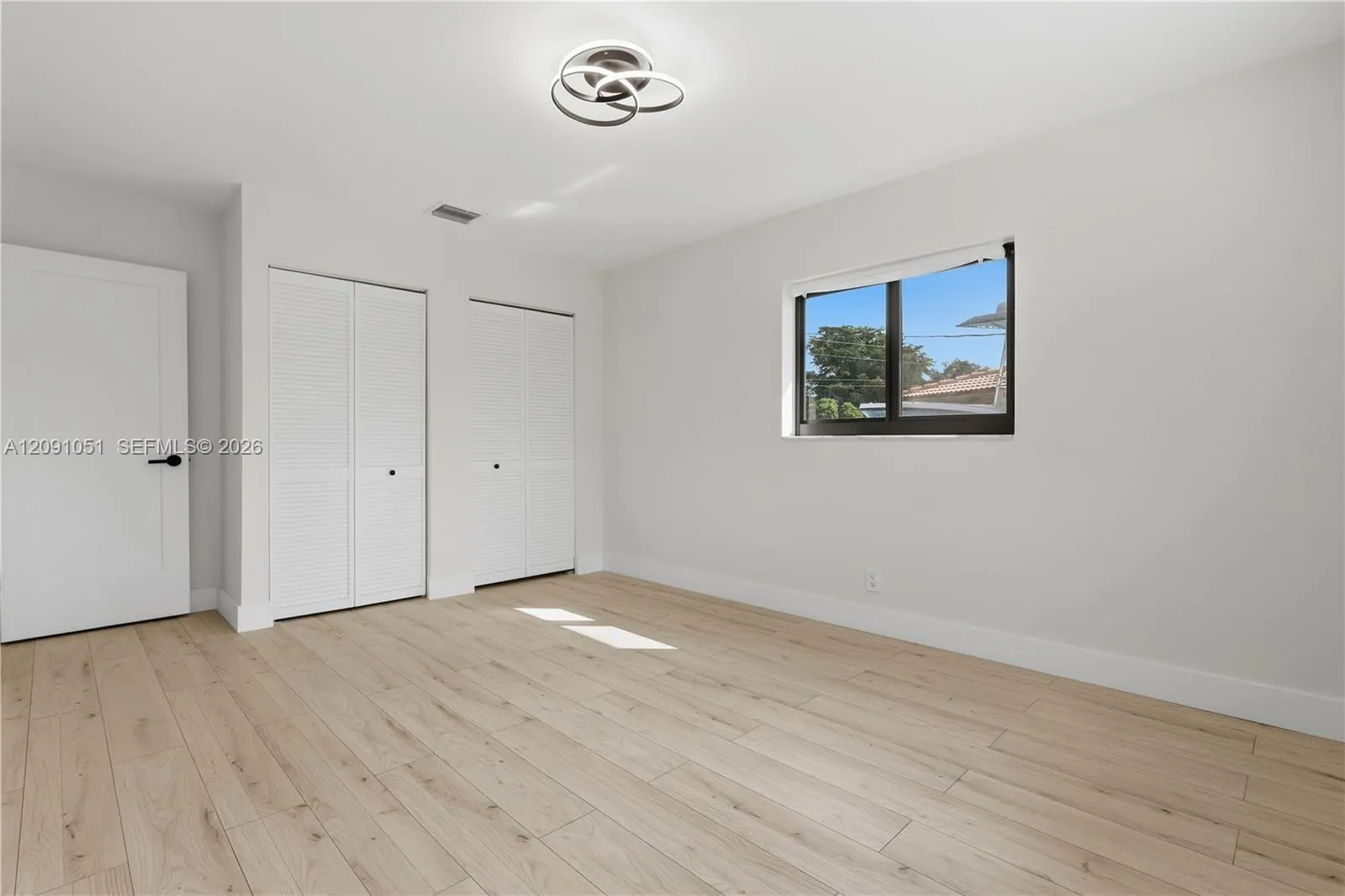 2 Bedroom