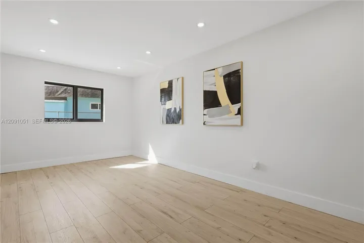 4 Bedroom