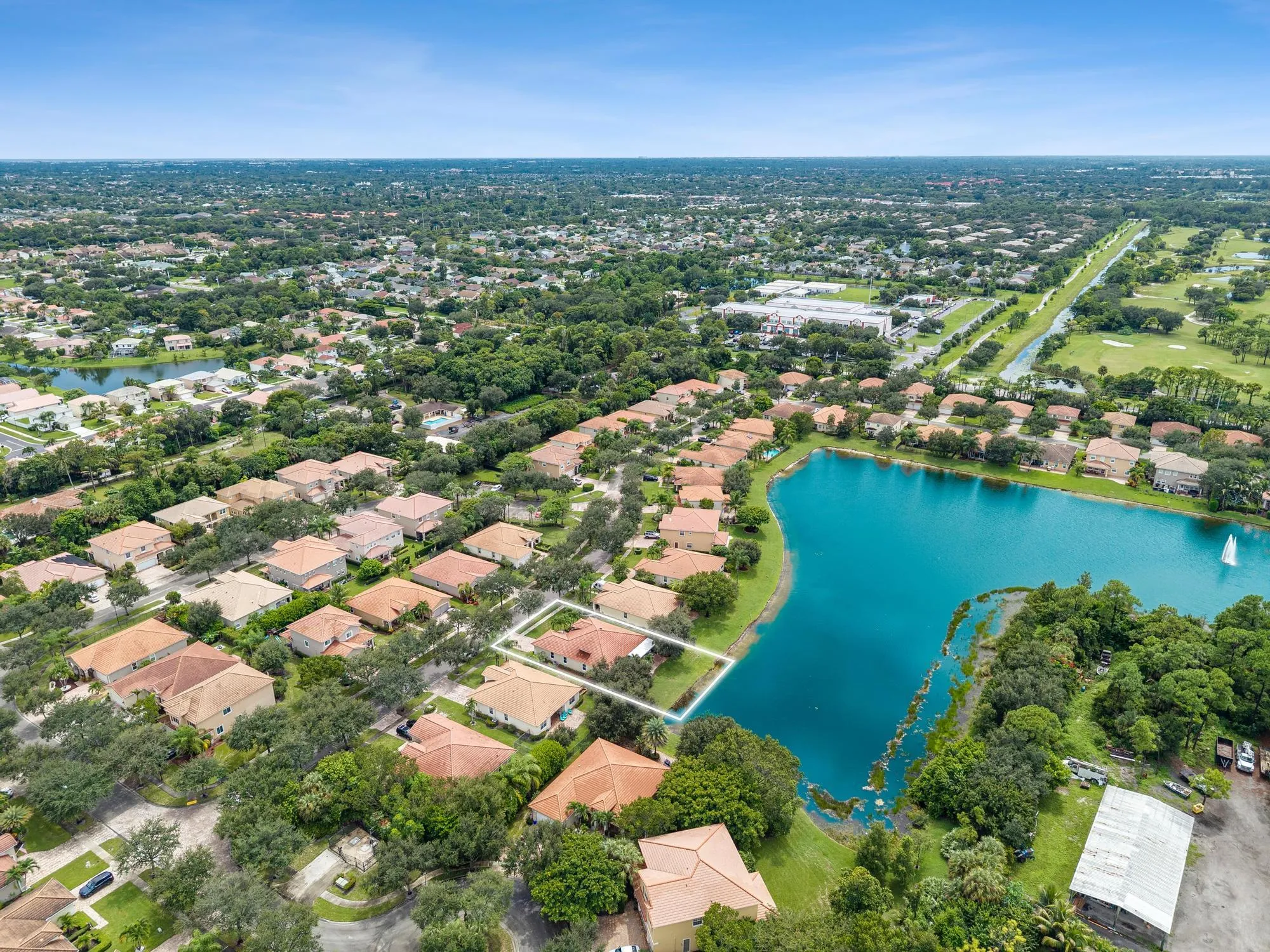 36 Feet of Lakeview Frontage
