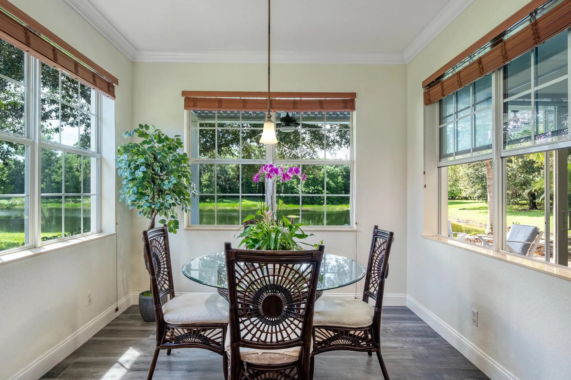 Breakfast Nook with 180º View of the Lake, Garden and Sunroom
