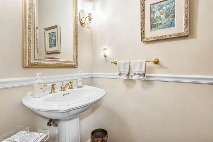 Powder Room
