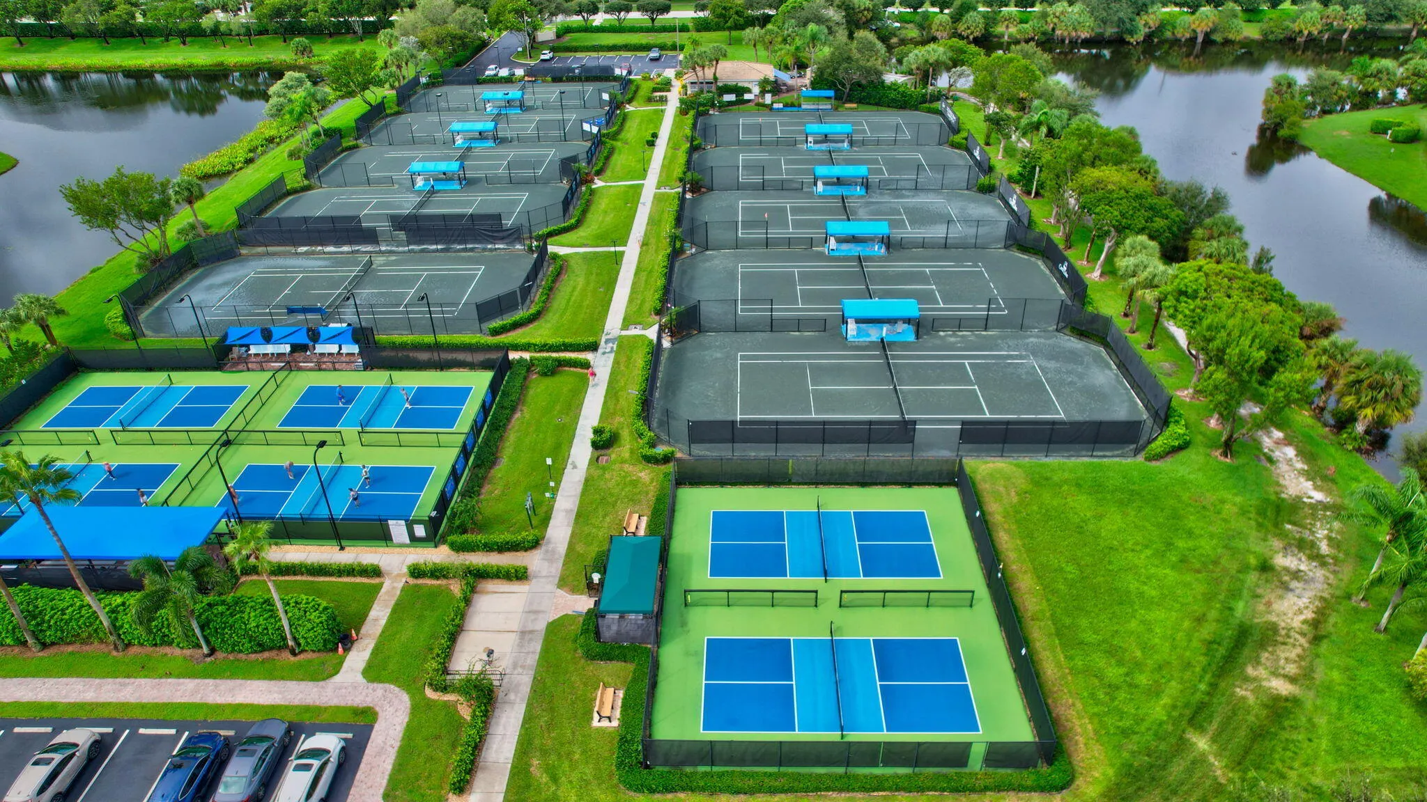PICKLEBALL/TENNIS COURTS