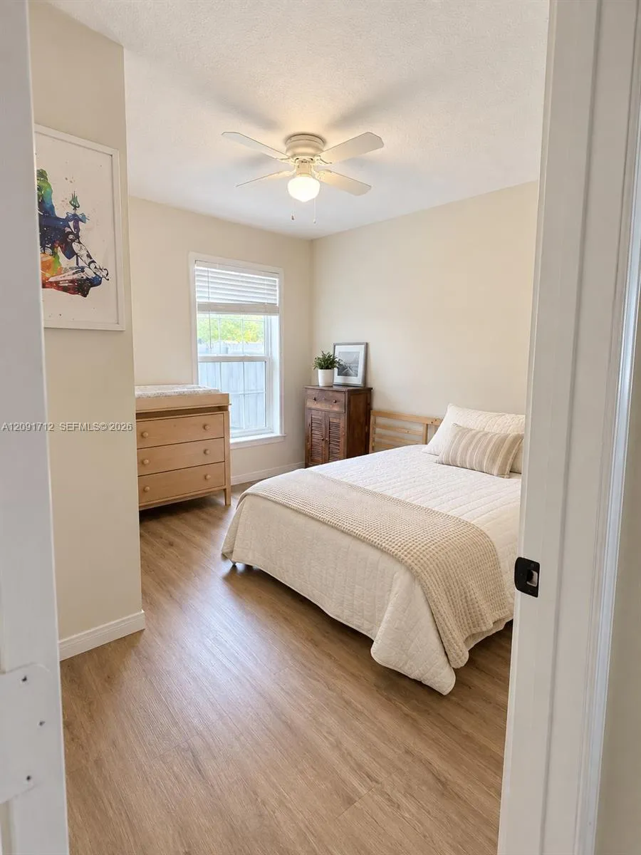 Second bedroom