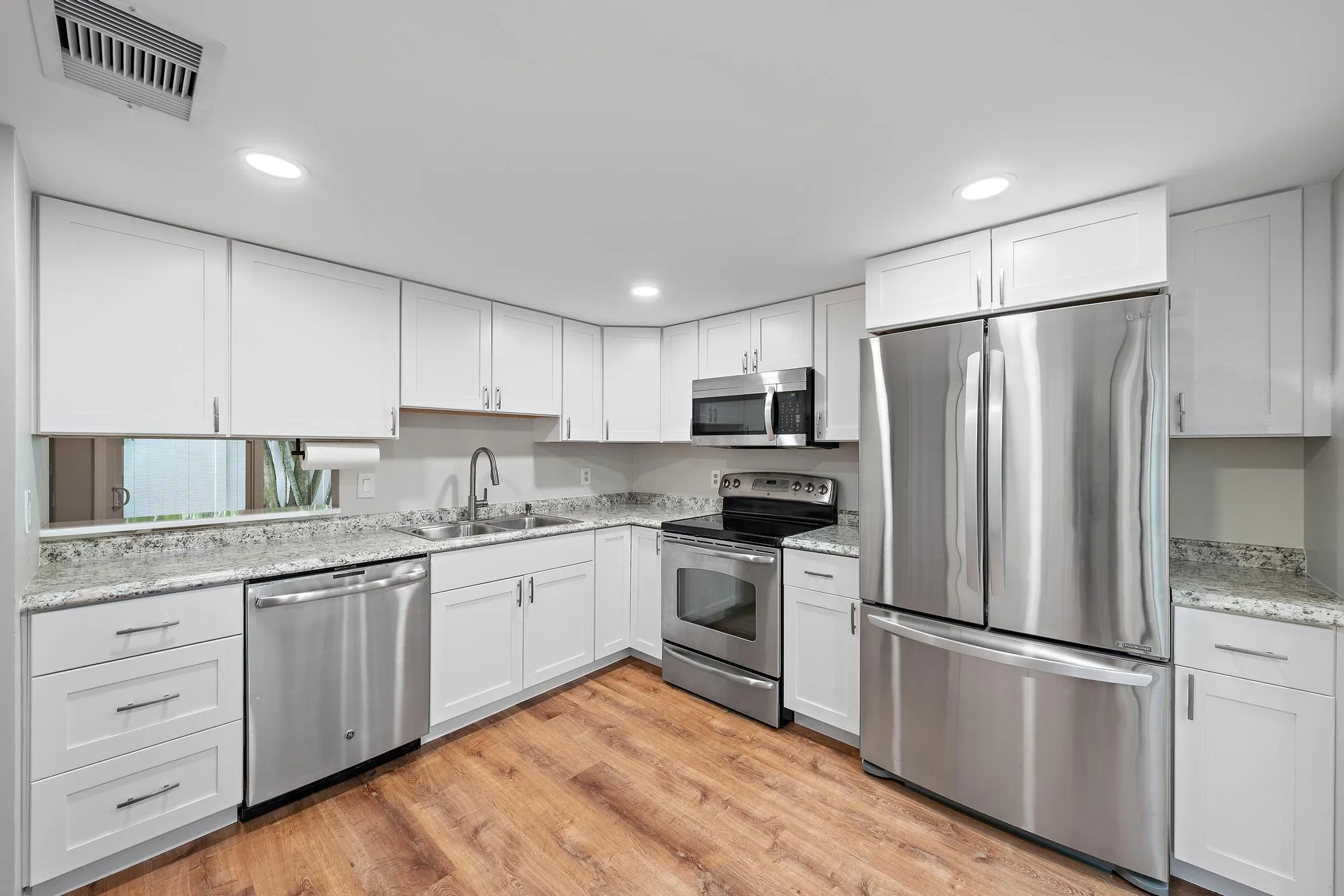 502 Lakewood Dr 10b-5