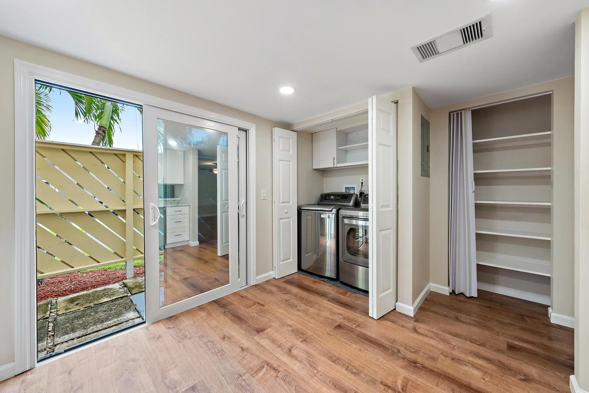 502 Lakewood Dr 10b-6