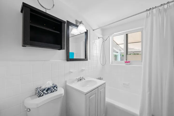 Guest bath