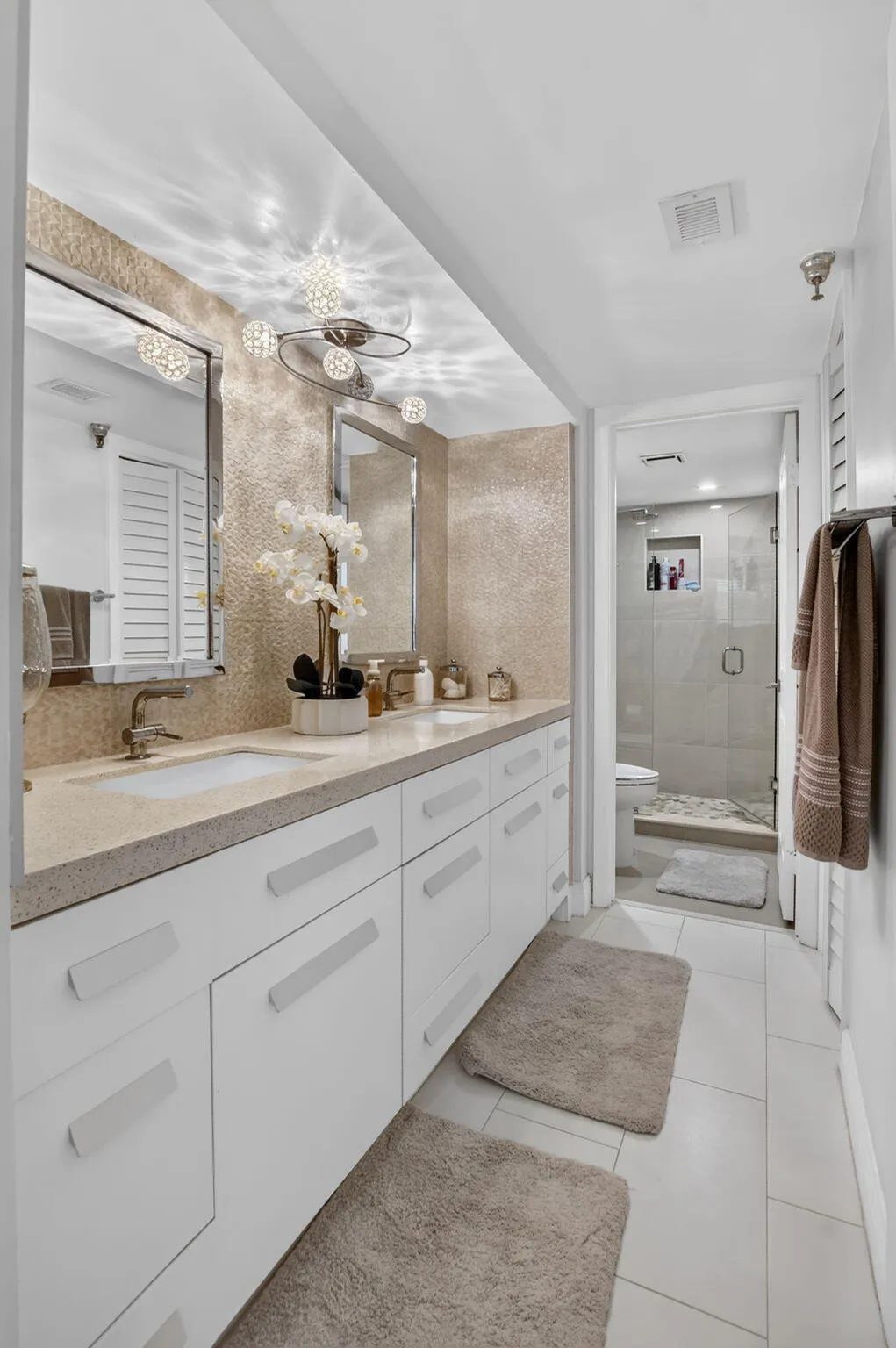 WALK IN SHOWER