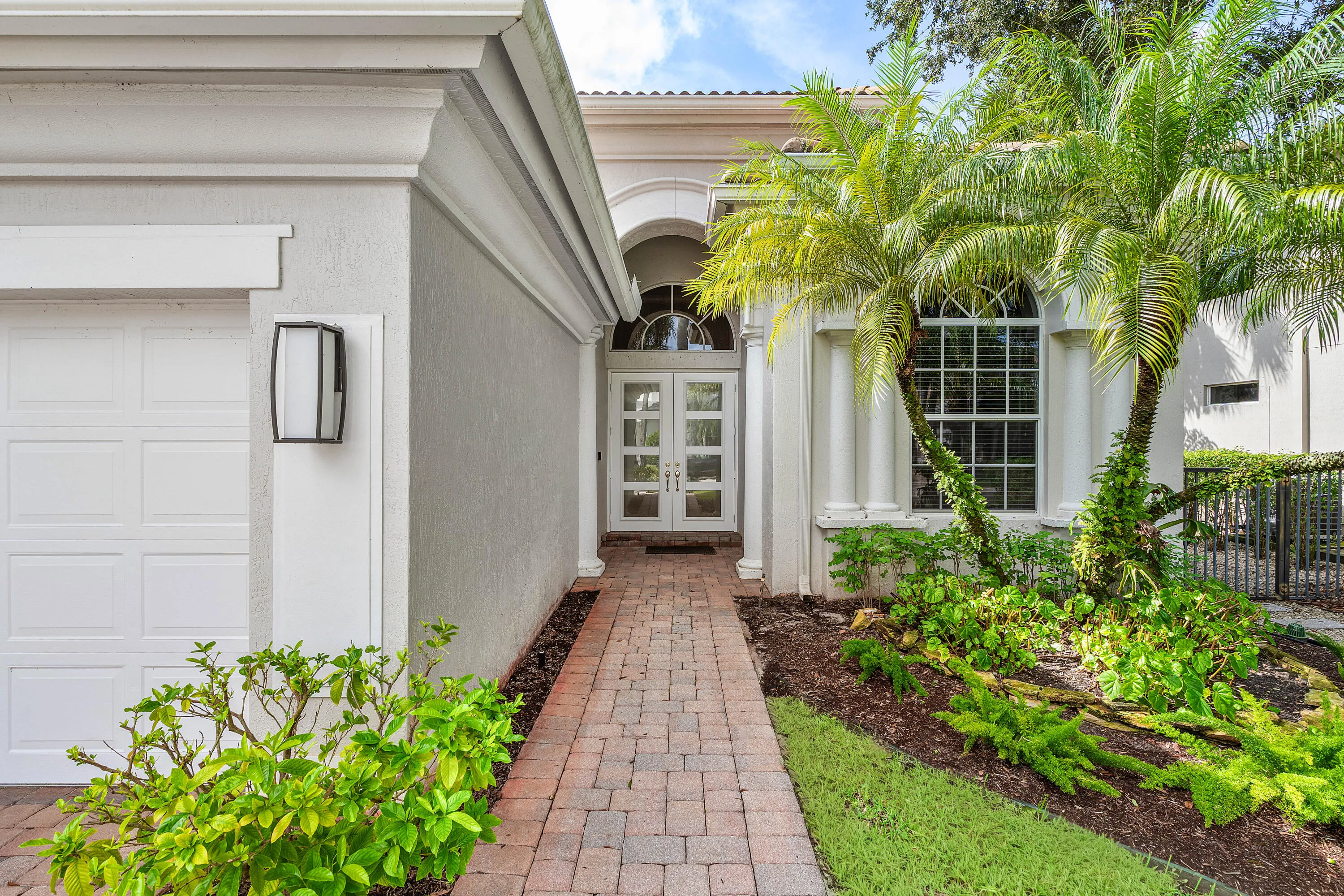 004-8138ValhallaDrive-DelrayBeach-FL-334
