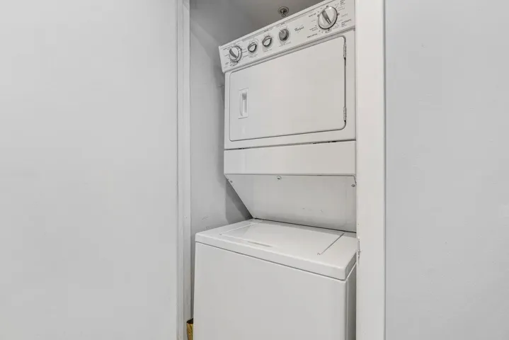 In-Unit Washer & Dryer