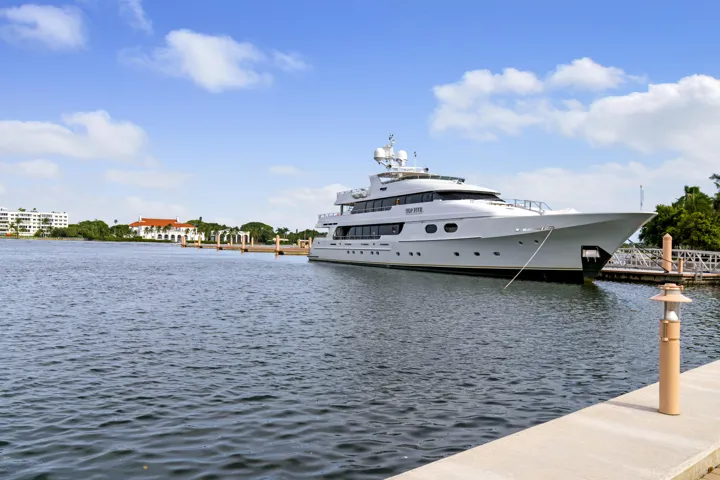 Inlet Boat
