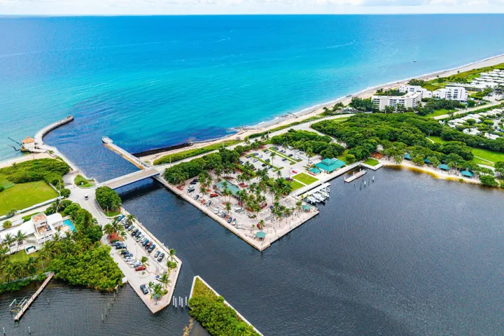 052-6885NorthOceanBoulevard-1040-OceanRi