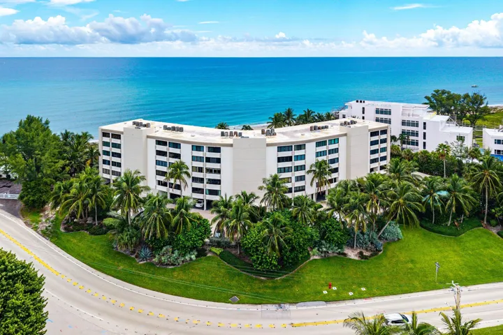 040-6885NorthOceanBoulevard-1040-OceanRi
