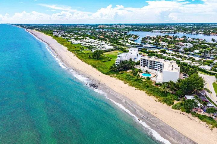 048-6885NorthOceanBoulevard-1040-OceanRi