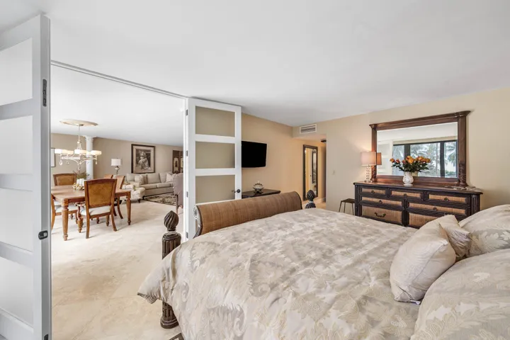 030-6885NorthOceanBoulevard-1040-OceanRi