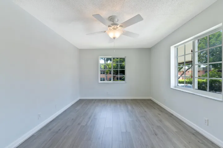 20260815 - 706 SE 2nd Ave 429 - HR-20