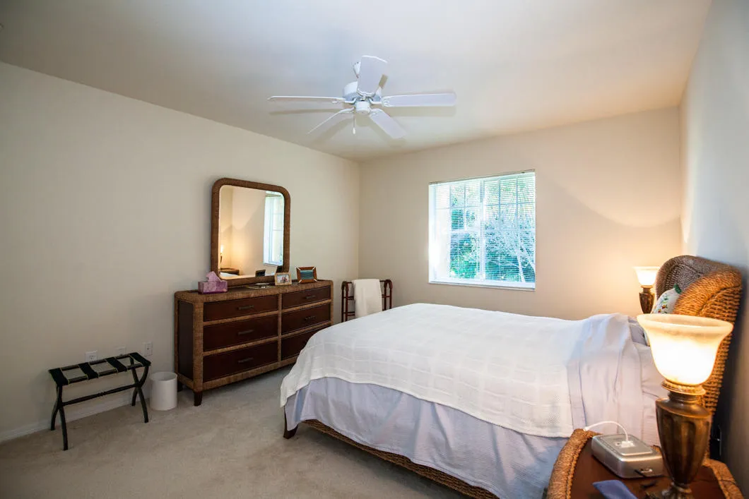 M Bed 1