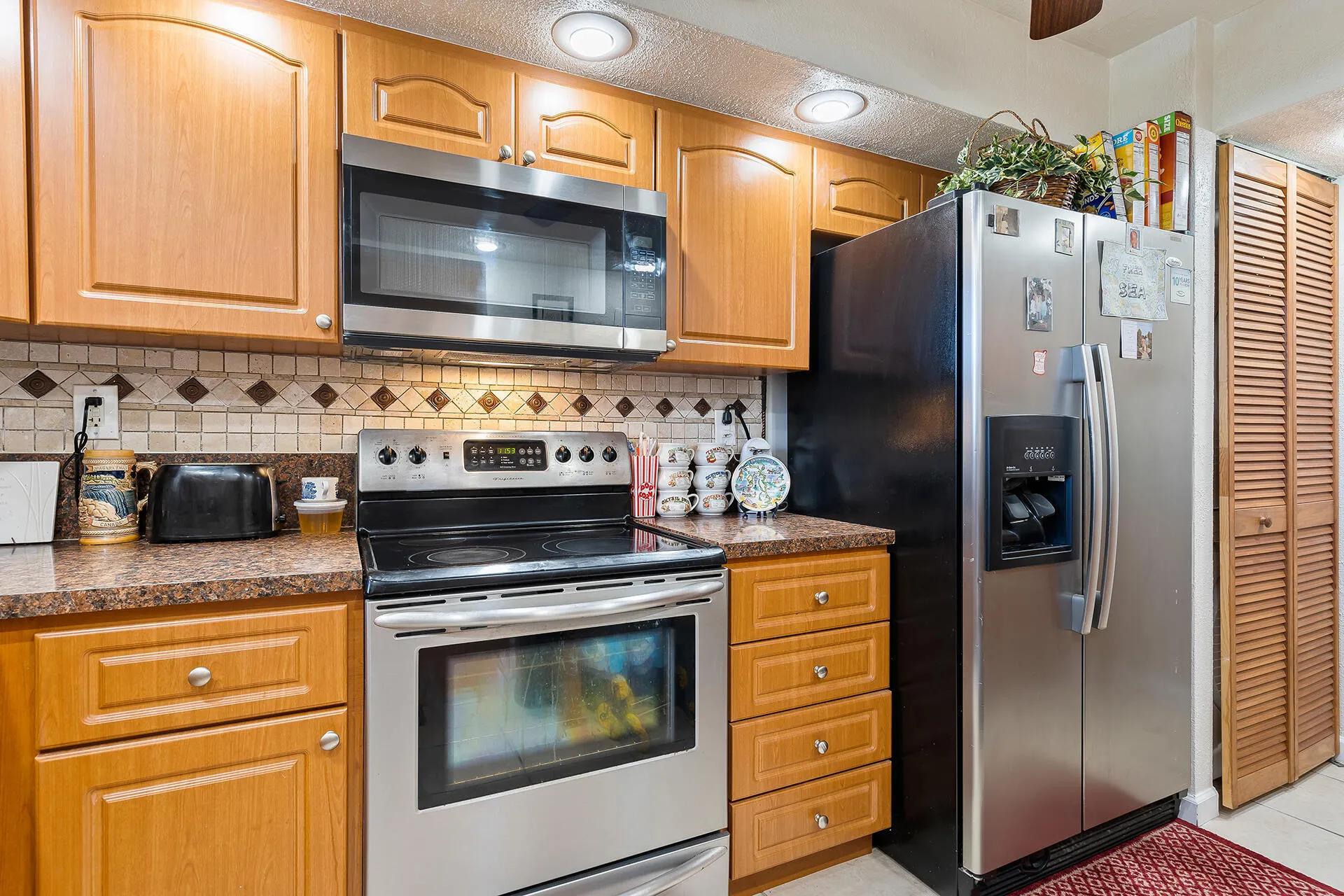 5860 NW 44 St. #502 Lauderhill, FL-36