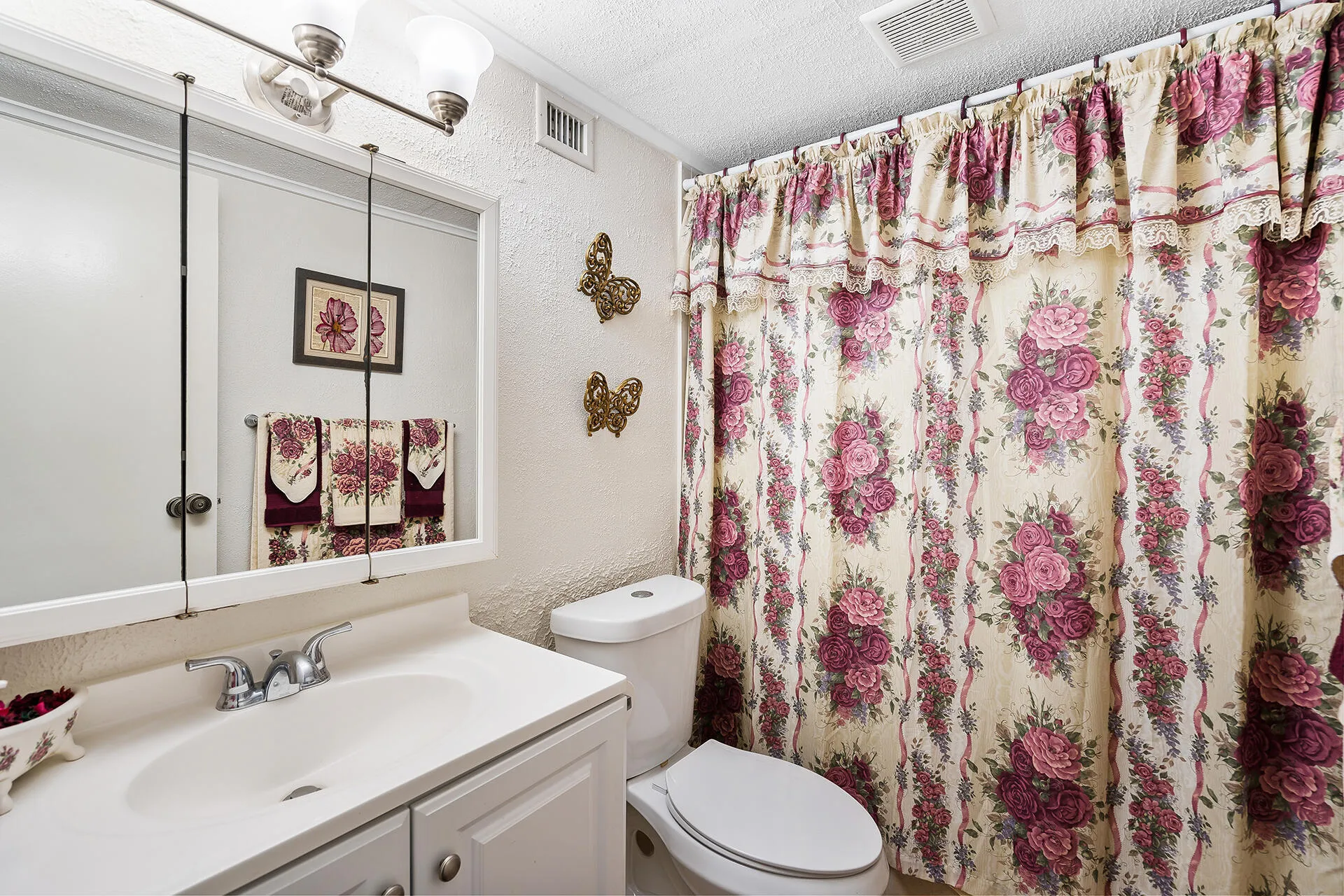 5860 NW 44 St. #502 Lauderhill, FL-24