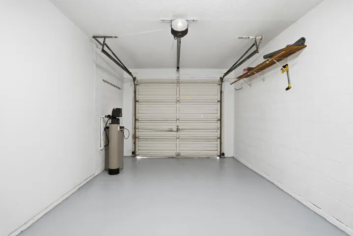 581-NW-47TH-AVE-33445-032