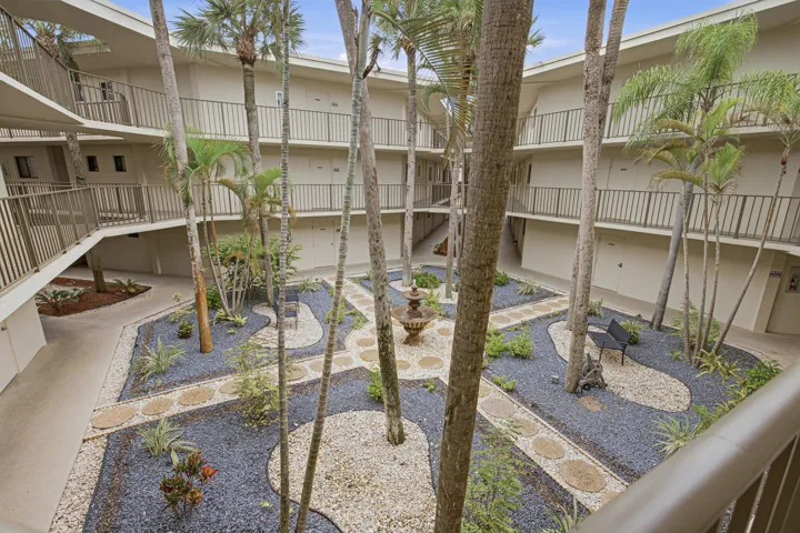 Courtyard-C
