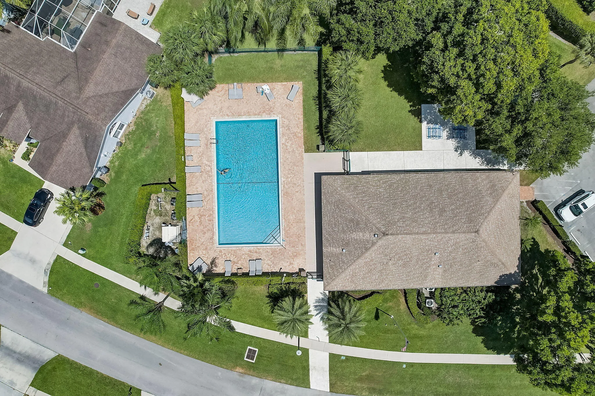 Meadowbreeze Dr-066