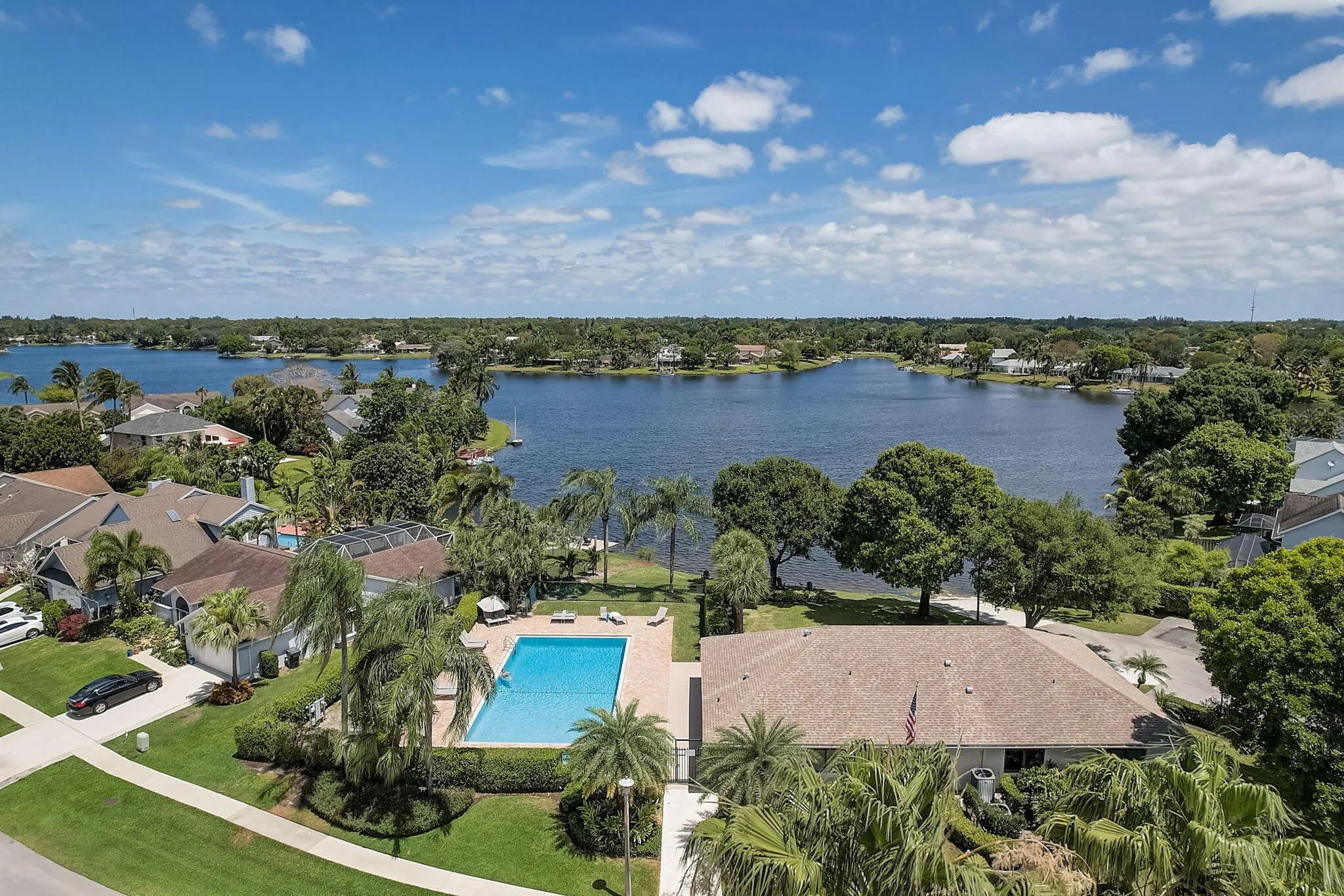 Meadowbreeze Dr-065