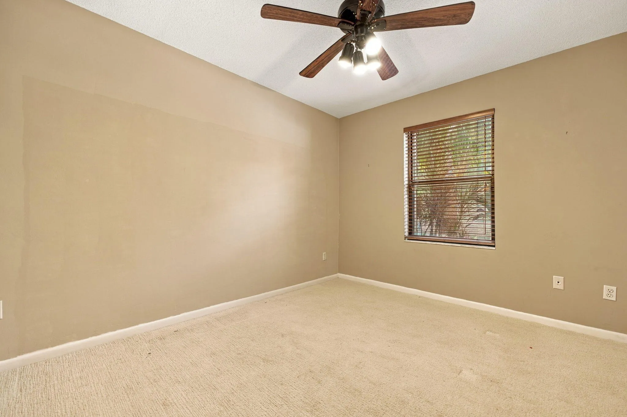 25-web-or-mls-11713-spinnaker-way