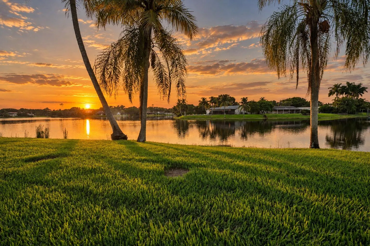54-web-or-mls-11713-spinnaker-way