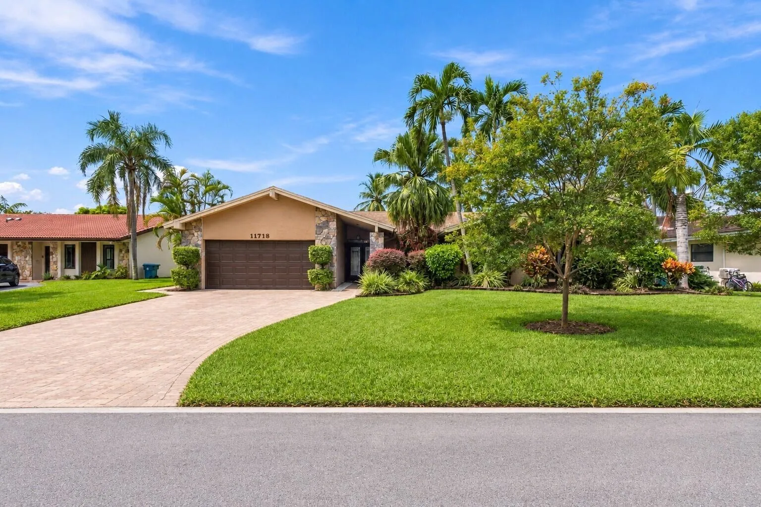 5-web-or-mls-11713-spinnaker-way