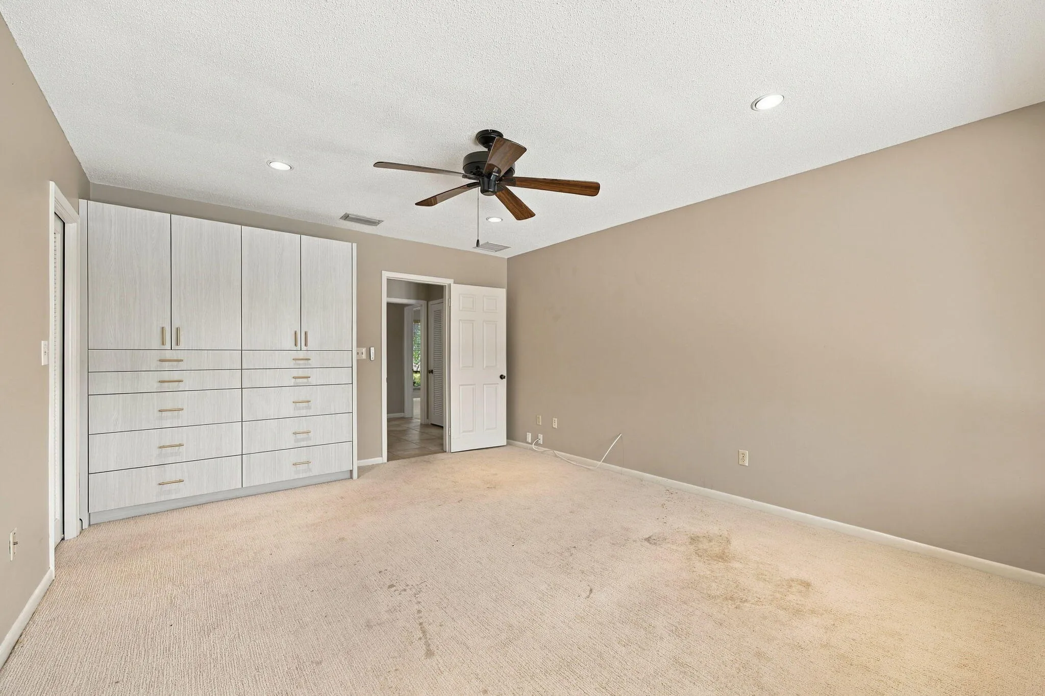 20-web-or-mls-11713-spinnaker-way