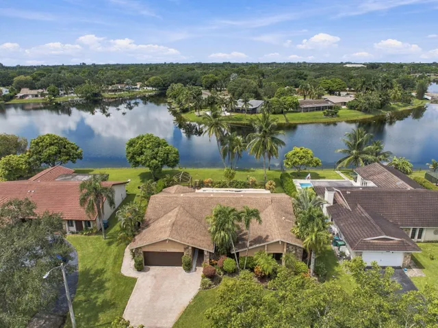 3-web-or-mls-11713-spinnaker-way