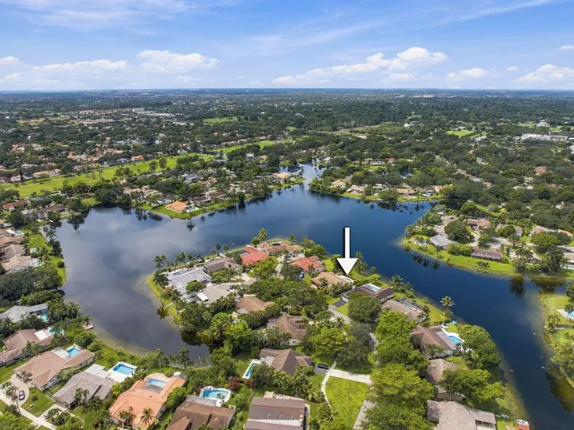 57-web-or-mls-11713-spinnaker-way